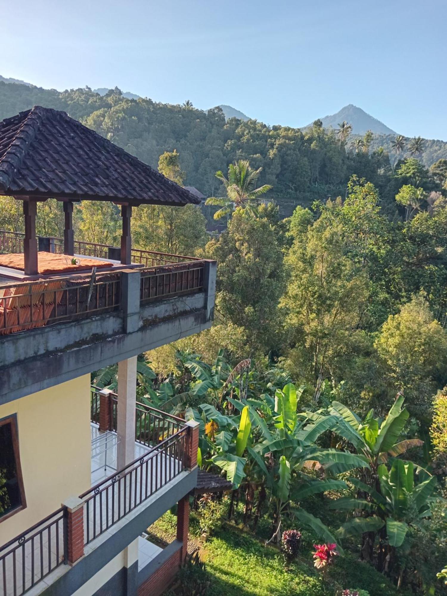 Kanaya & Warung Heaven Munduk